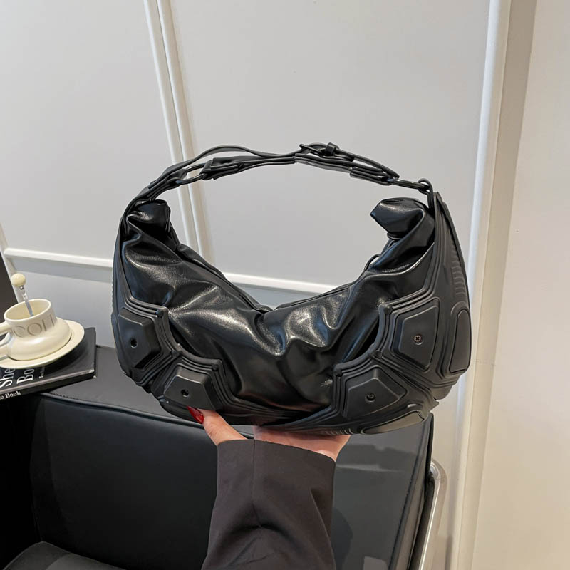 Women Bags 2026 Trends - Tas Selempang Wanita Model Setengah Bulan